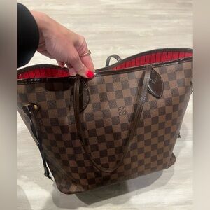 Louis Vuitton Never Full Bag MM